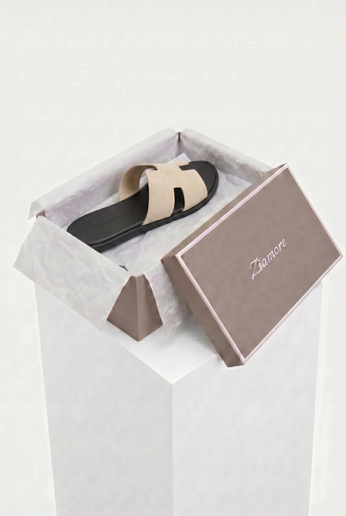 Capri Suède Slide Cream