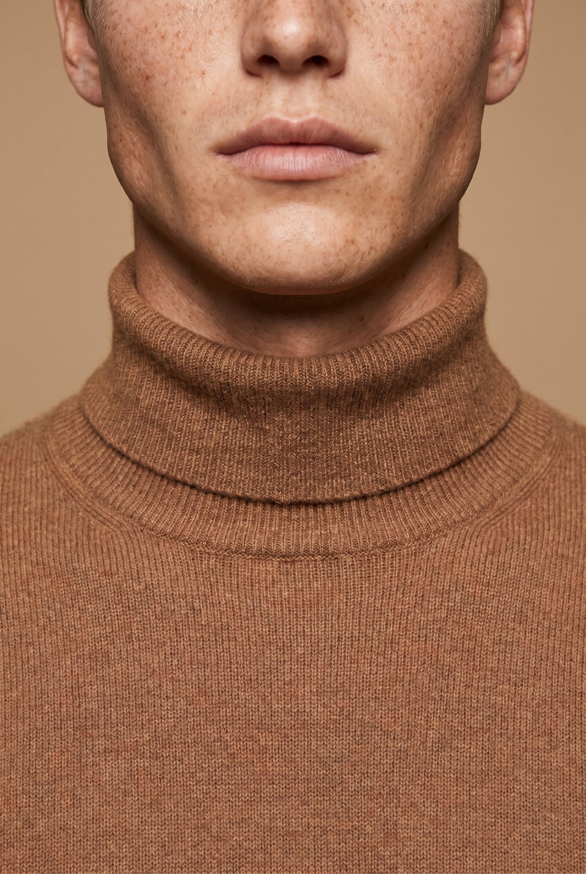 Amalfi Extrafine Rollneck Brown