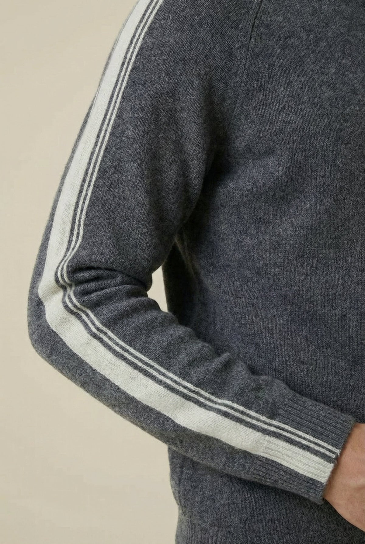 Capri Cashmere Set Dark Grey