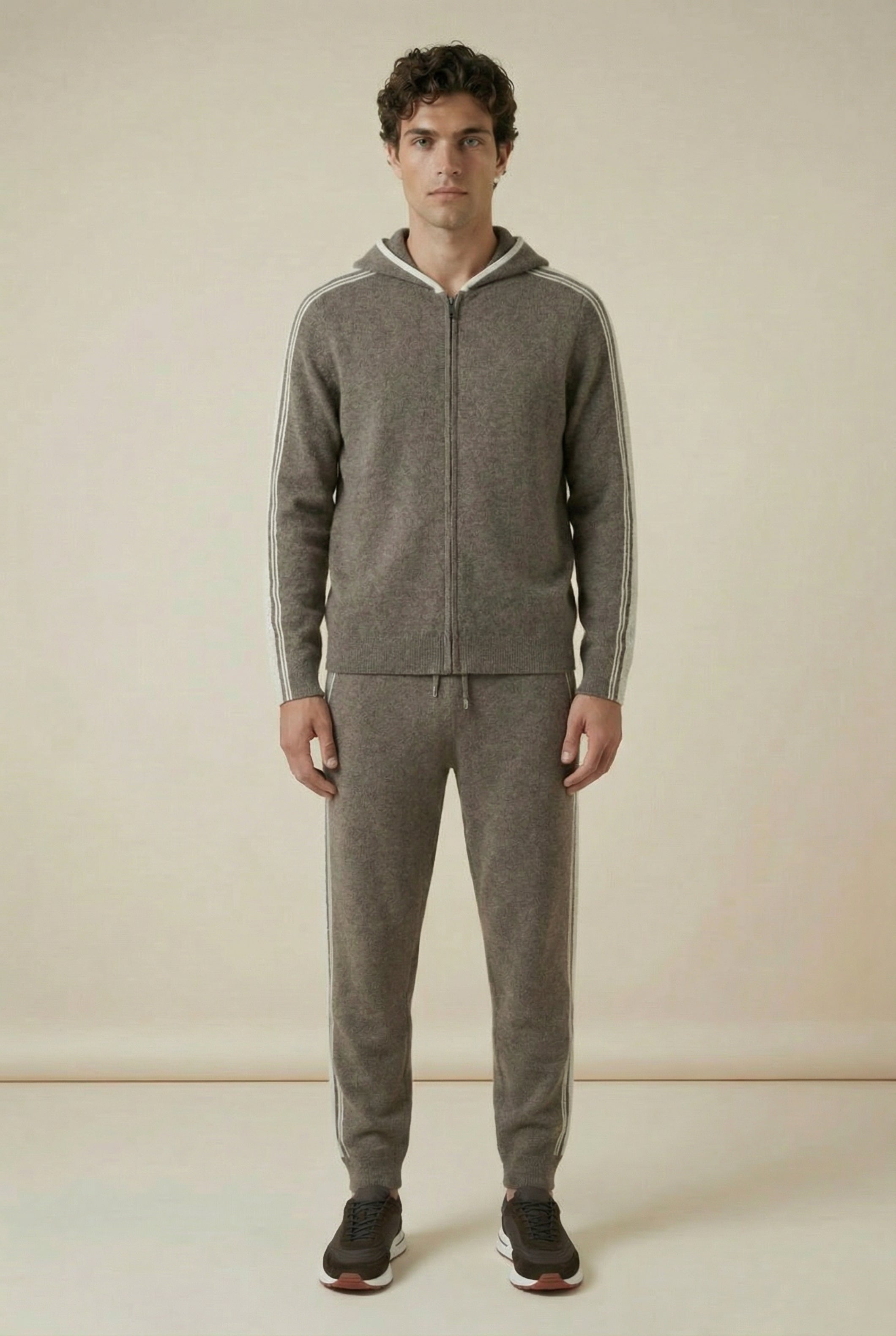 Capri Cashmere Set Taupe