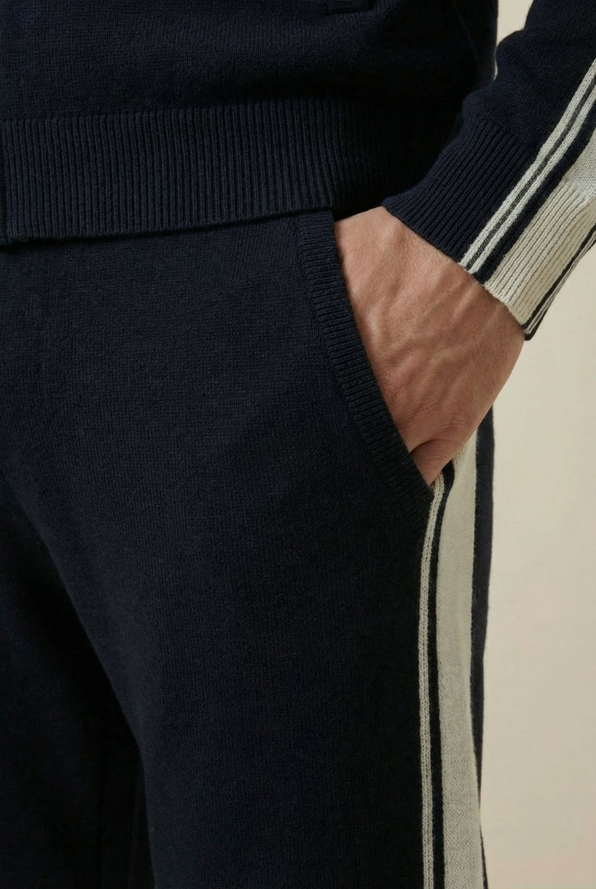 Capri Cashmere Set Black