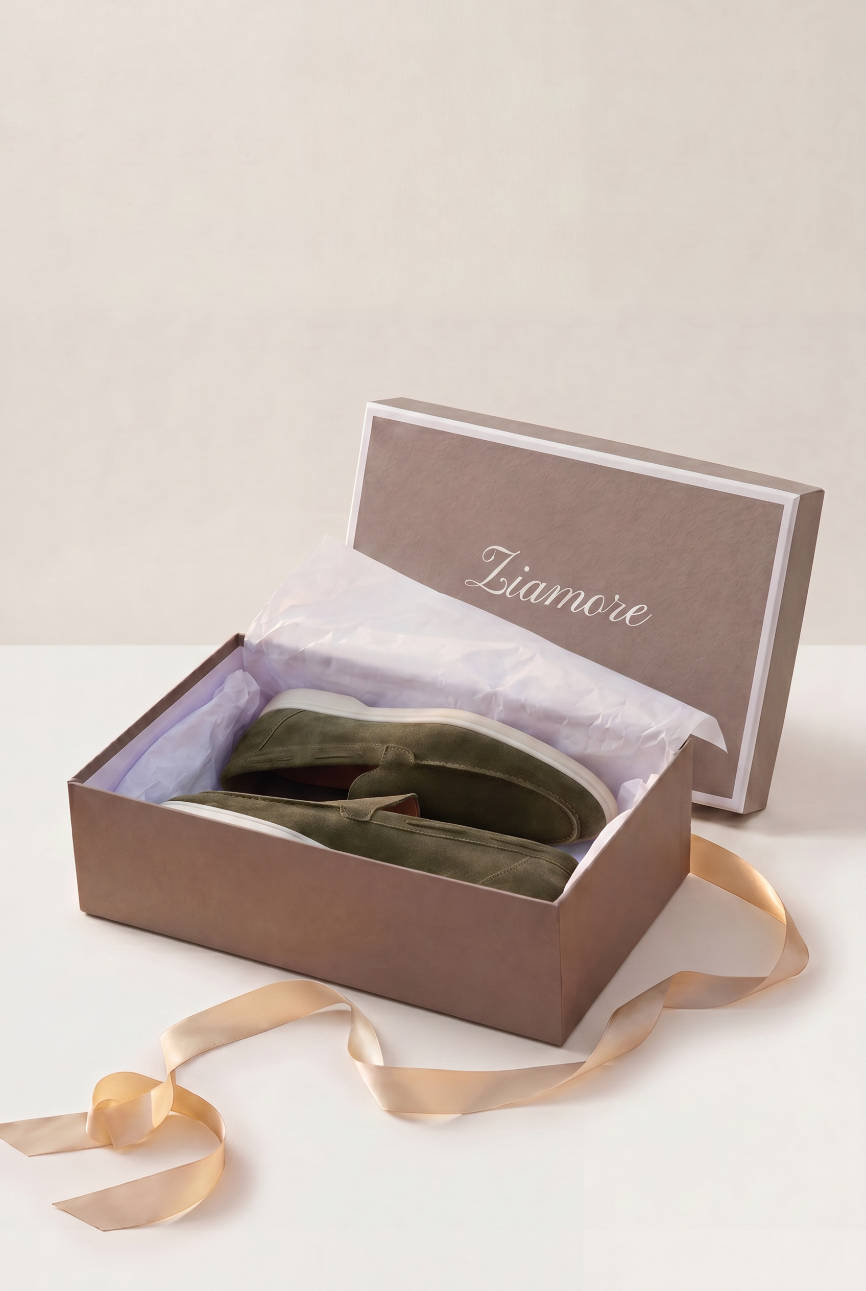 Amalfi Classic Suède Loafer Olive
