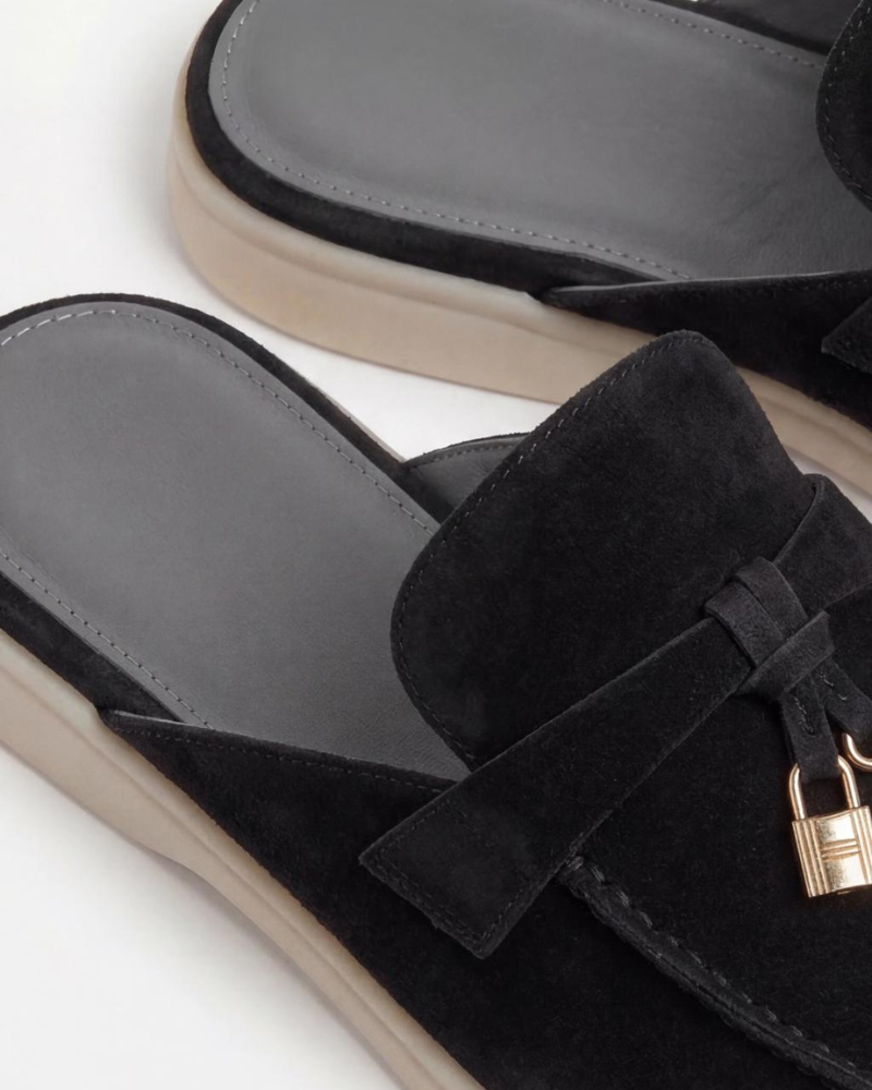 Black Mediterranean Mule