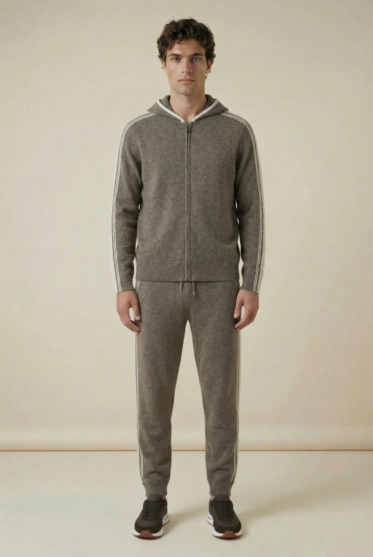 Capri Cashmere Set Taupe