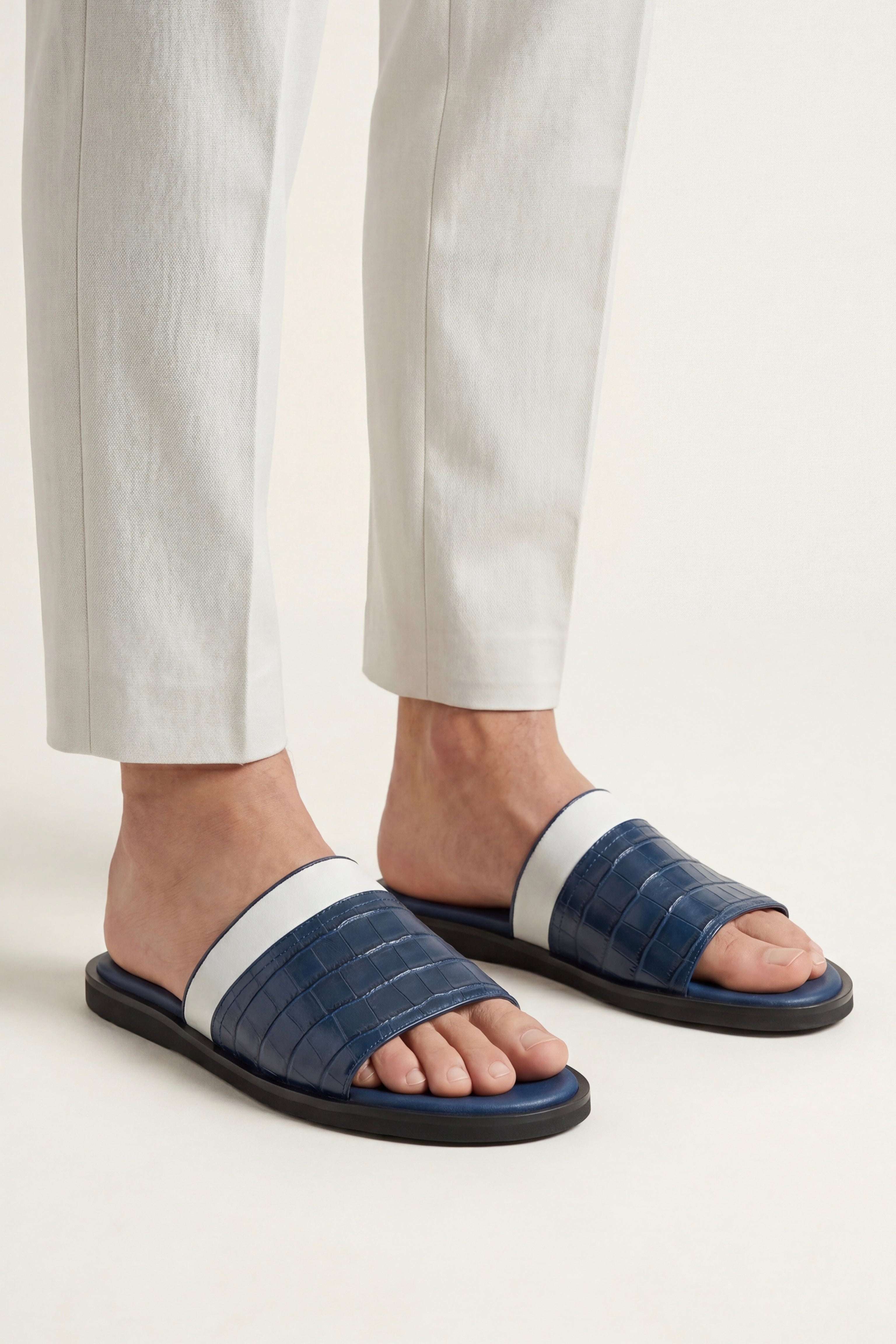 Milano Crocodile Sandal Navy